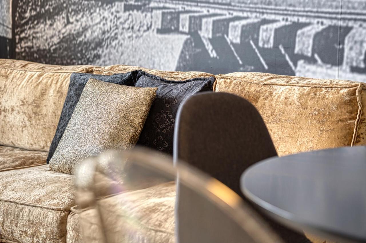 Goldfinger + Suites ラナ エクステリア 写真
