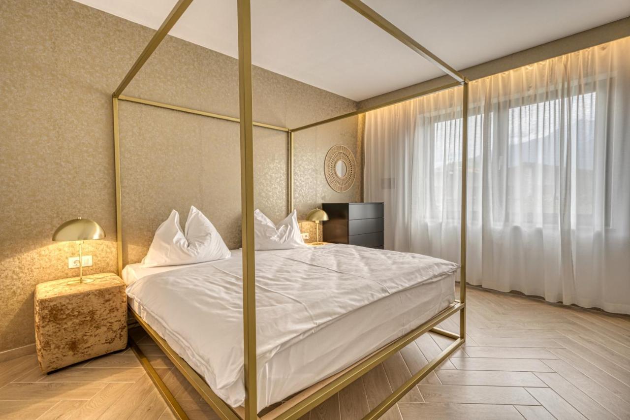 Goldfinger + Suites ラナ エクステリア 写真