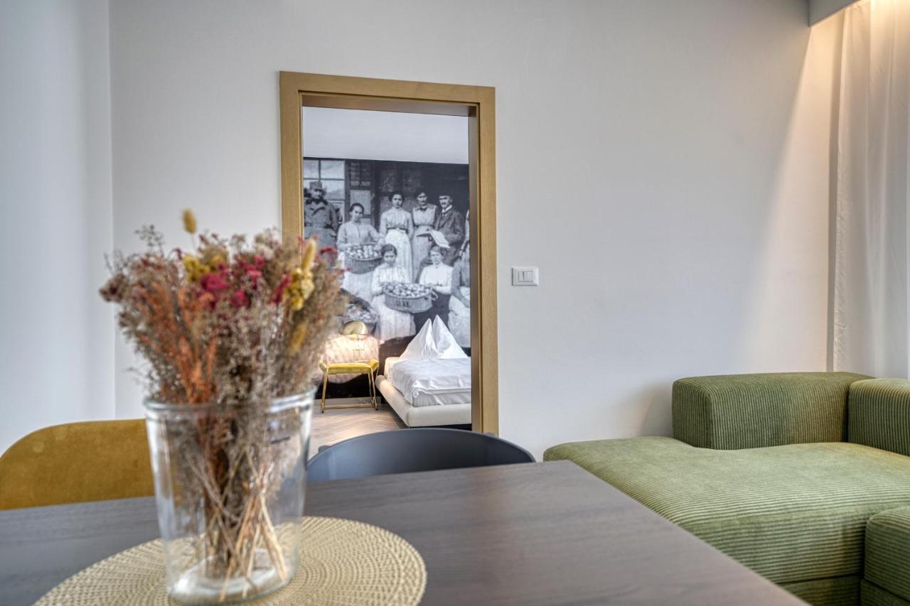 Goldfinger + Suites ラナ エクステリア 写真
