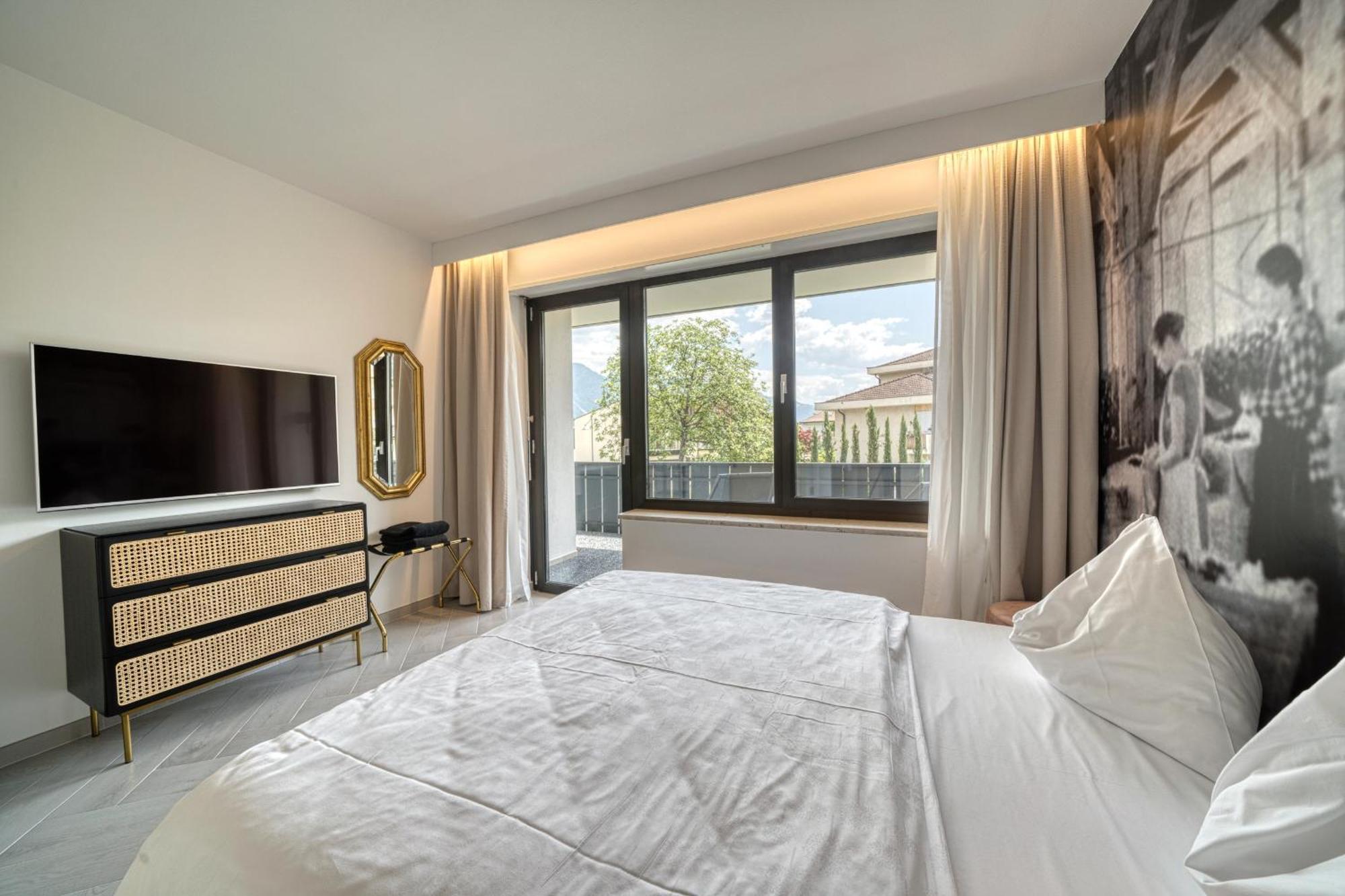 Goldfinger + Suites ラナ エクステリア 写真