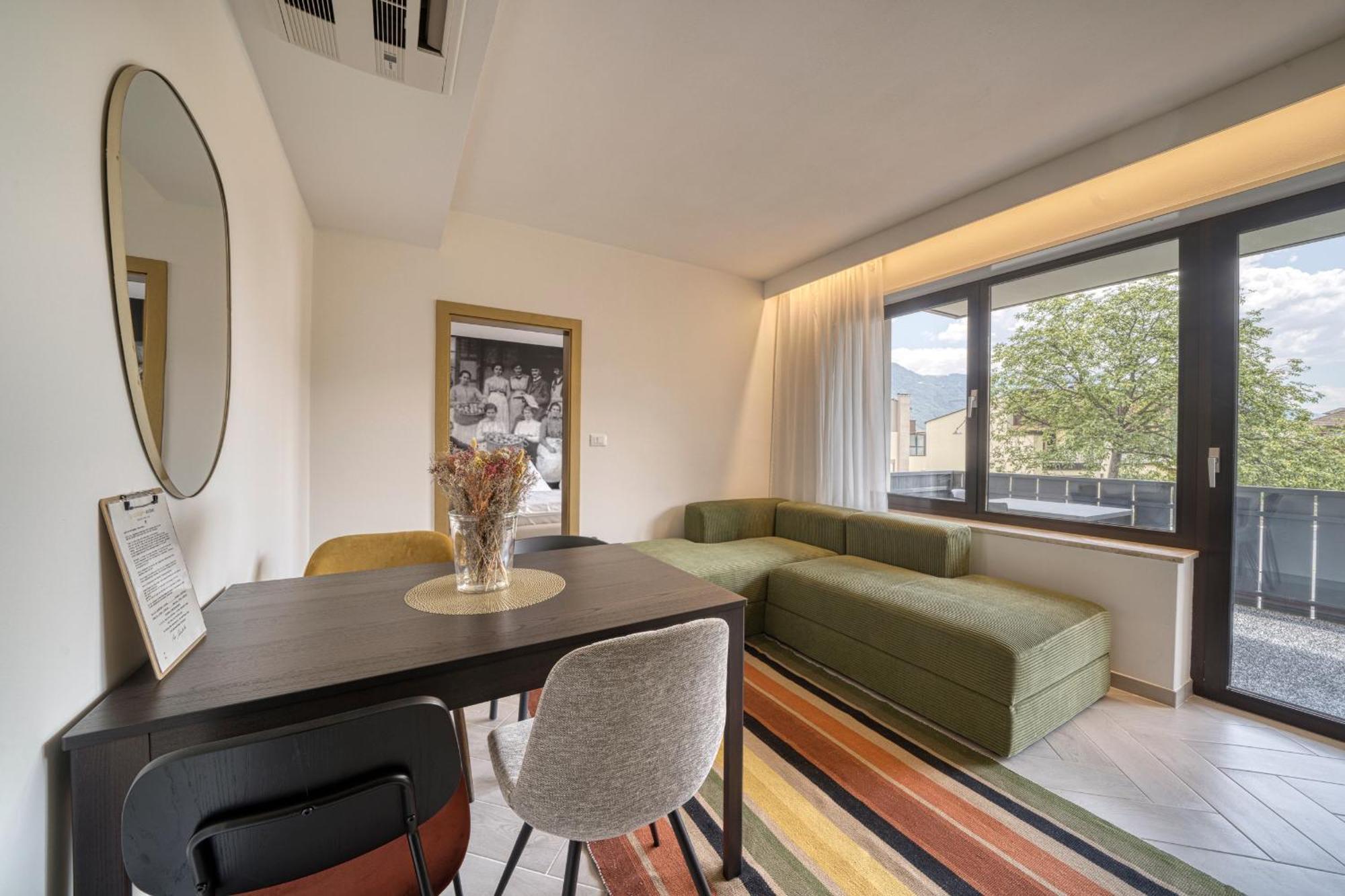 Goldfinger + Suites ラナ エクステリア 写真