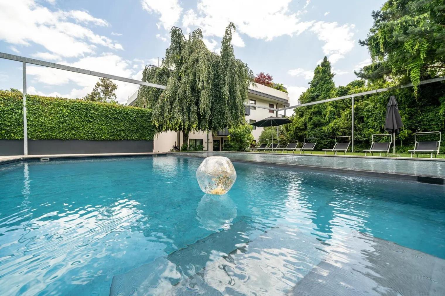 Goldfinger + Suites ラナ エクステリア 写真